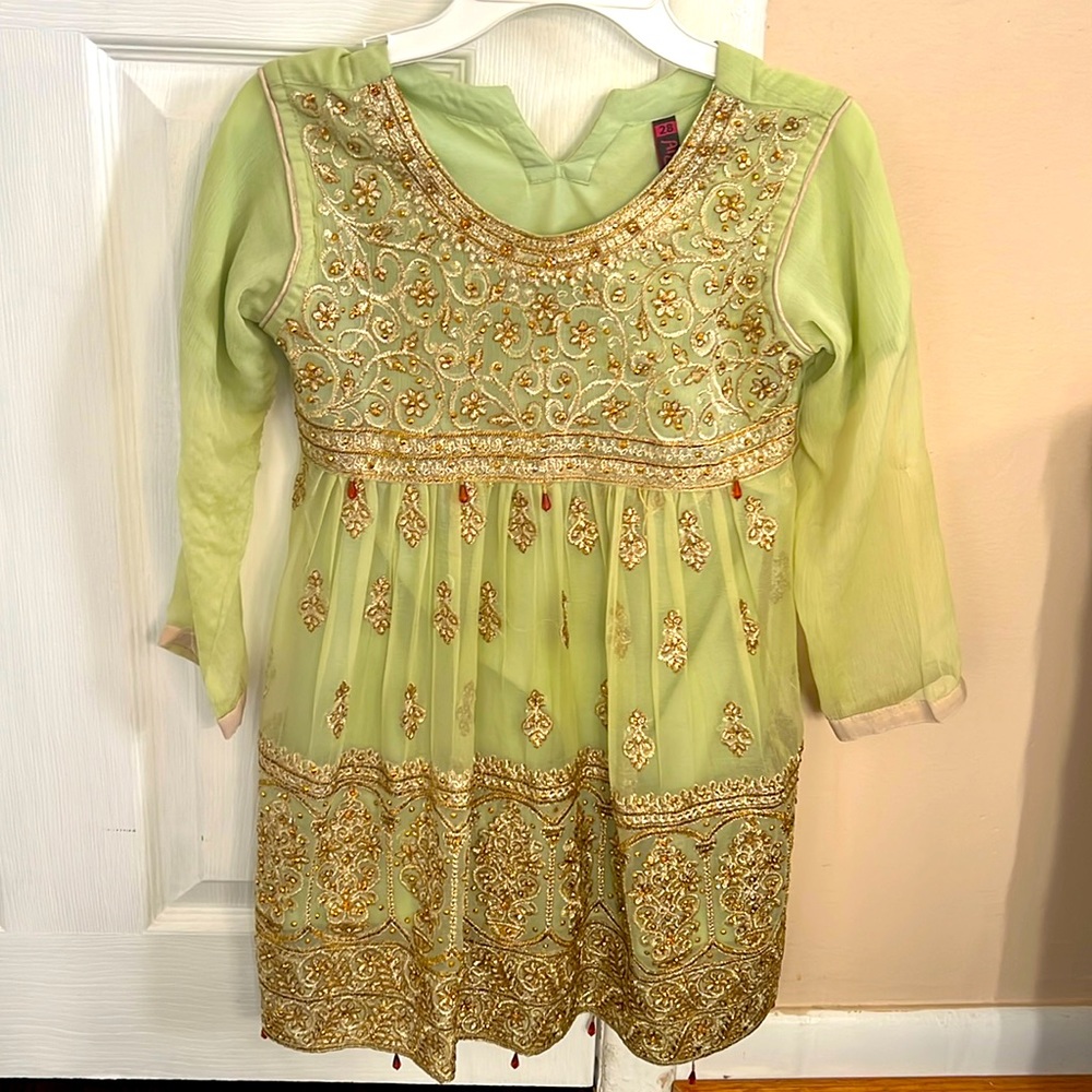 Kids green Gharara set in size 28 for ages 5-6 years old